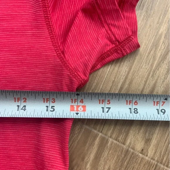 Tommie Copper Cool Copper Womens Active Wear Vneck Compression Shirt Red Sz L - Picture 7 of 8